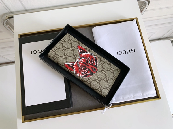 グッチ財布コピー正面デザイン